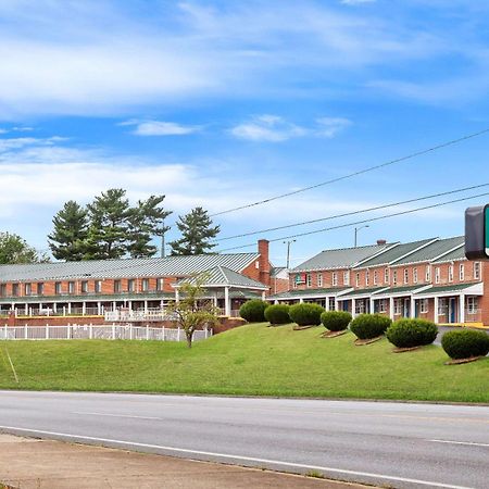 Econo Lodge Waynesboro - Skyline Drive Exterior foto