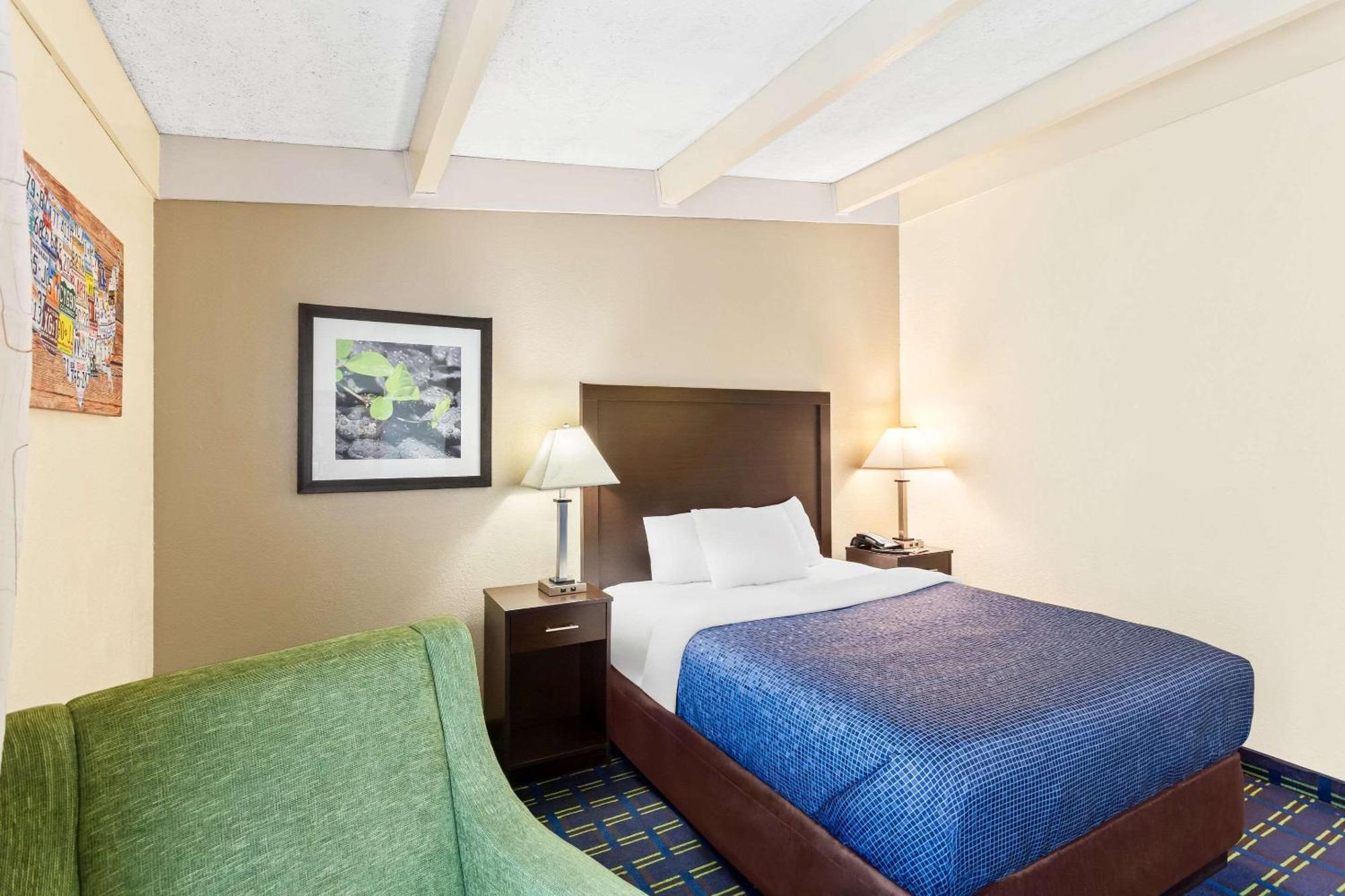 Econo Lodge Waynesboro - Skyline Drive Exterior foto