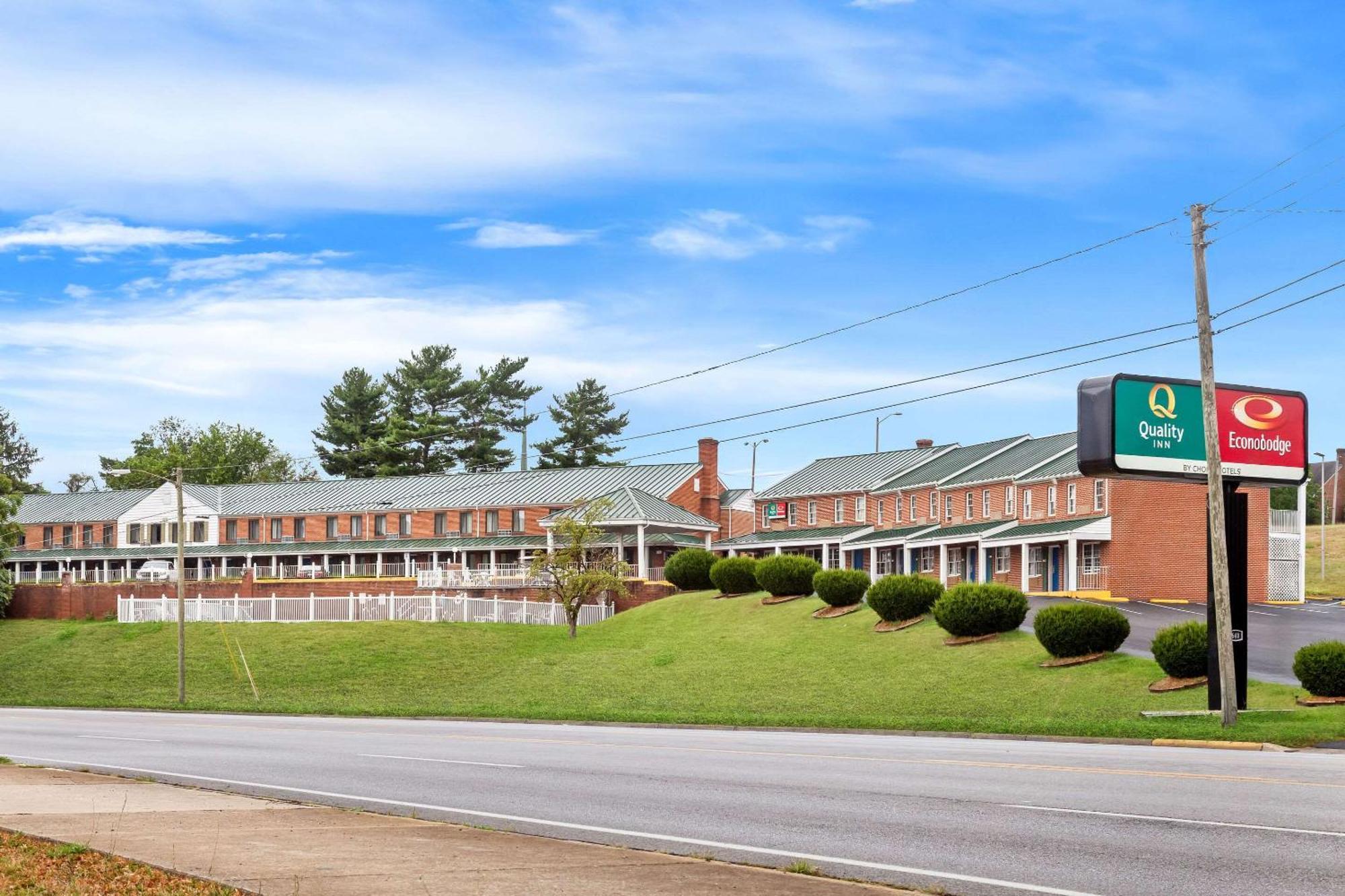 Econo Lodge Waynesboro - Skyline Drive Exterior foto
